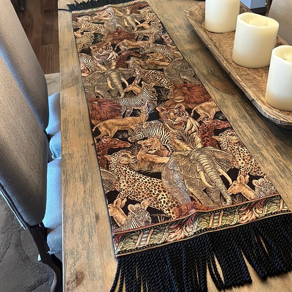 Nice Quality Animal Print Table Runner